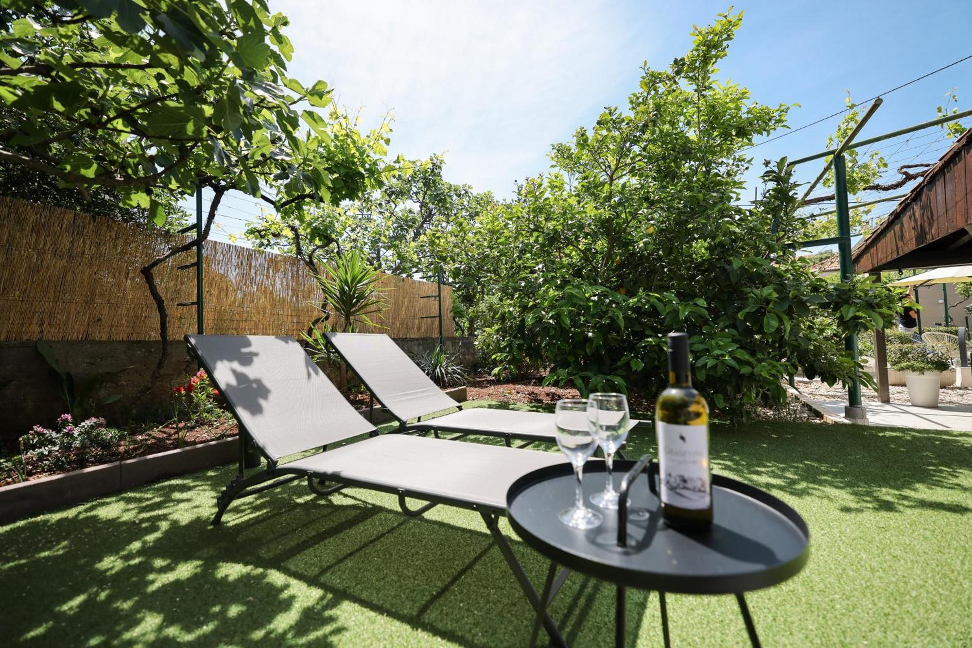Studio Apartman Natale Zadar Bagian luar foto